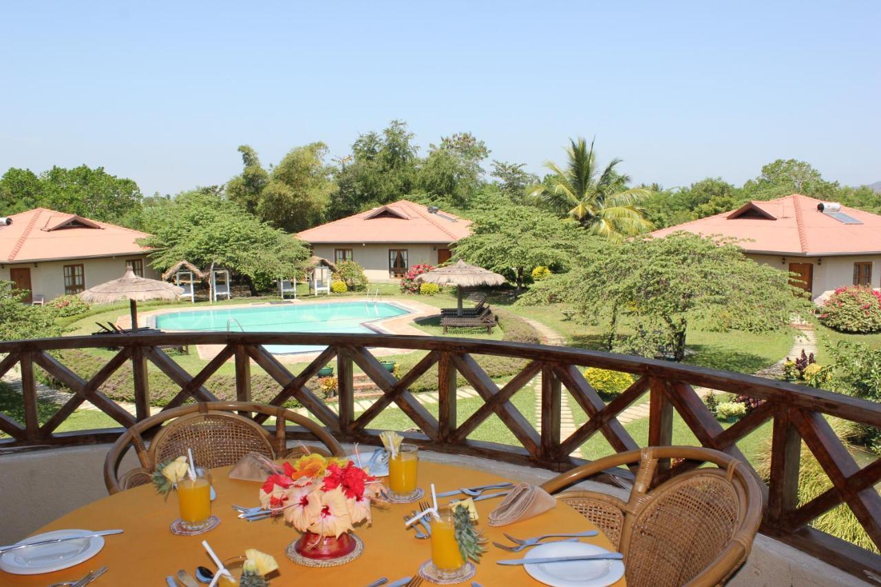 Hibiscus Garden Hotel Tissamaharama Kültér fotó